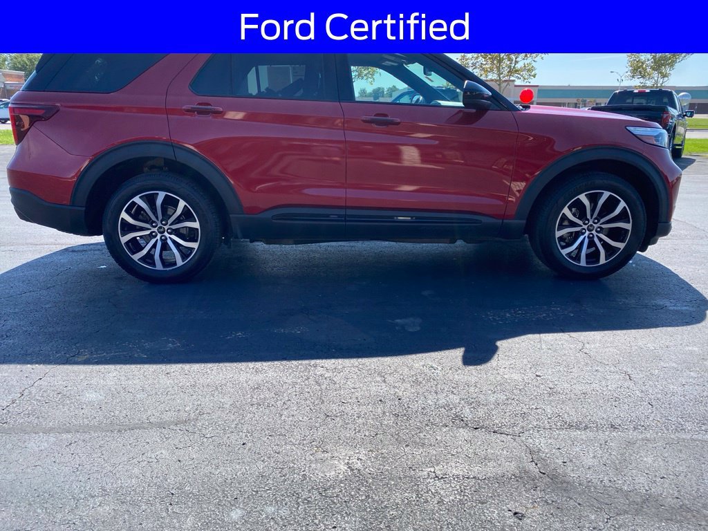 Certified 2023 Ford Explorer ST AWD/4WD image 3