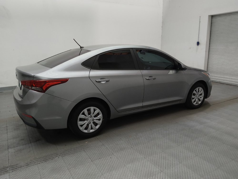 Used 2021 Hyundai Accent SE FWD image 10