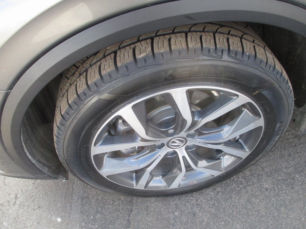 Used 2024 Acura MDX SH-AWD w/ Technology Package image 12