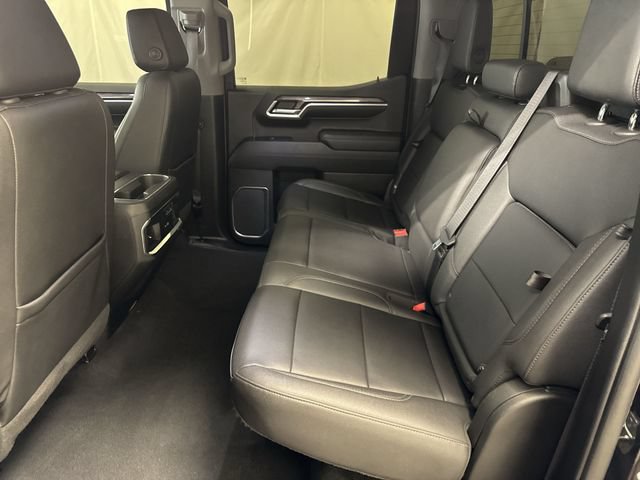 Certified 2022 Chevrolet Silverado 1500 LTZ w/ Technology Package AWD/4WD image 12