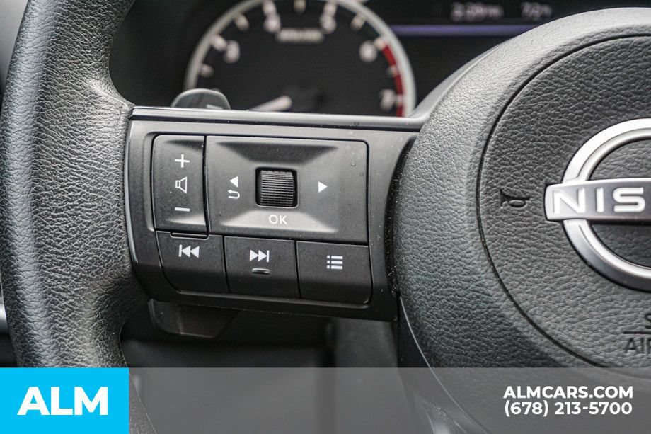 Used 2024 Nissan Rogue SV FWD image 28