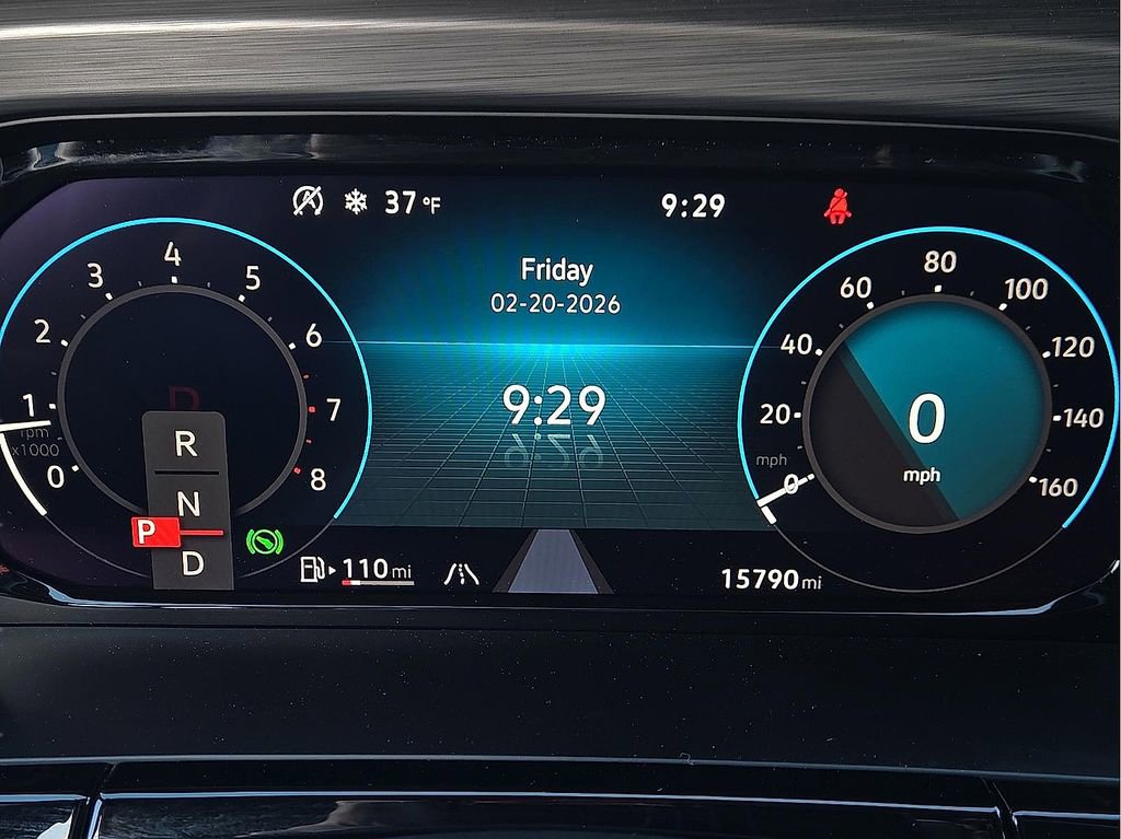 Used 2025 Volkswagen Atlas Cross Sport SE image 18