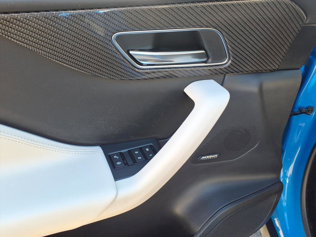 Used 2020 Jaguar F-PACE SVR image 10