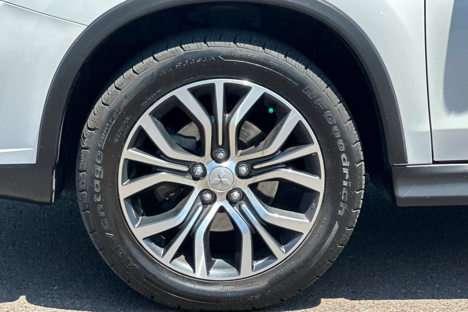 Used 2019 Mitsubishi Outlander Sport SE FWD image 24