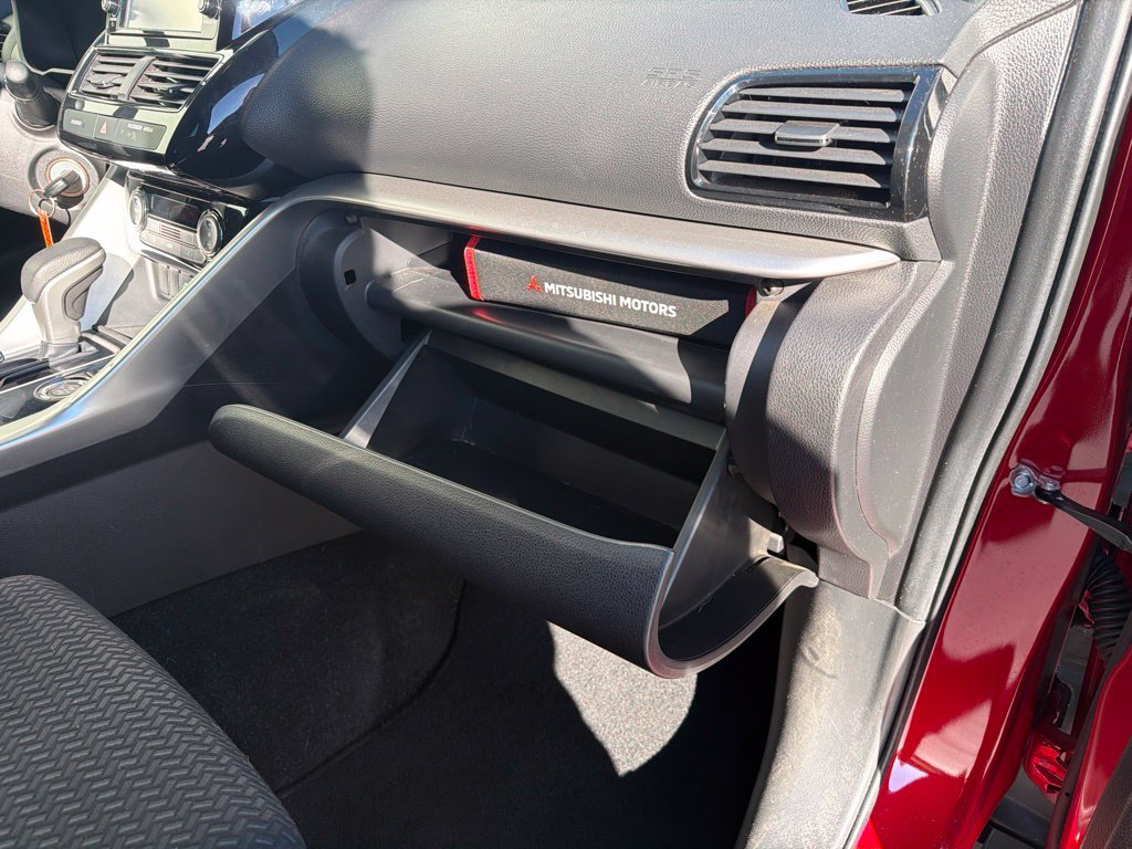 Used 2022 Mitsubishi Eclipse Cross ES AWD/4WD image 25