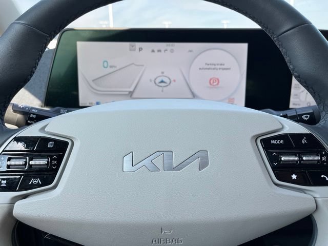 Used 2023 Kia EV6 Wind w/ Wind Technology Package AWD/4WD image 29