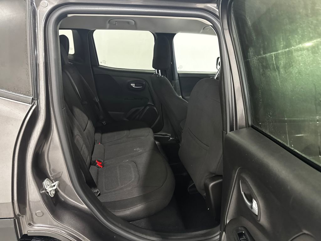 Used 2021 Jeep Renegade Latitude w/ Convenience Group image 25