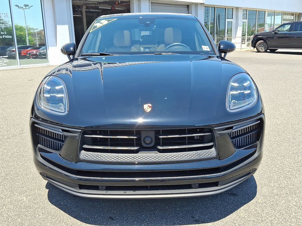 Used 2023 Porsche Macan S AWD/4WD image 5