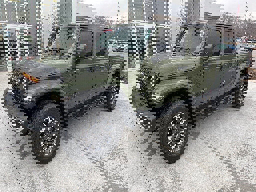 Used 2023 Jeep Gladiator Willys image 1