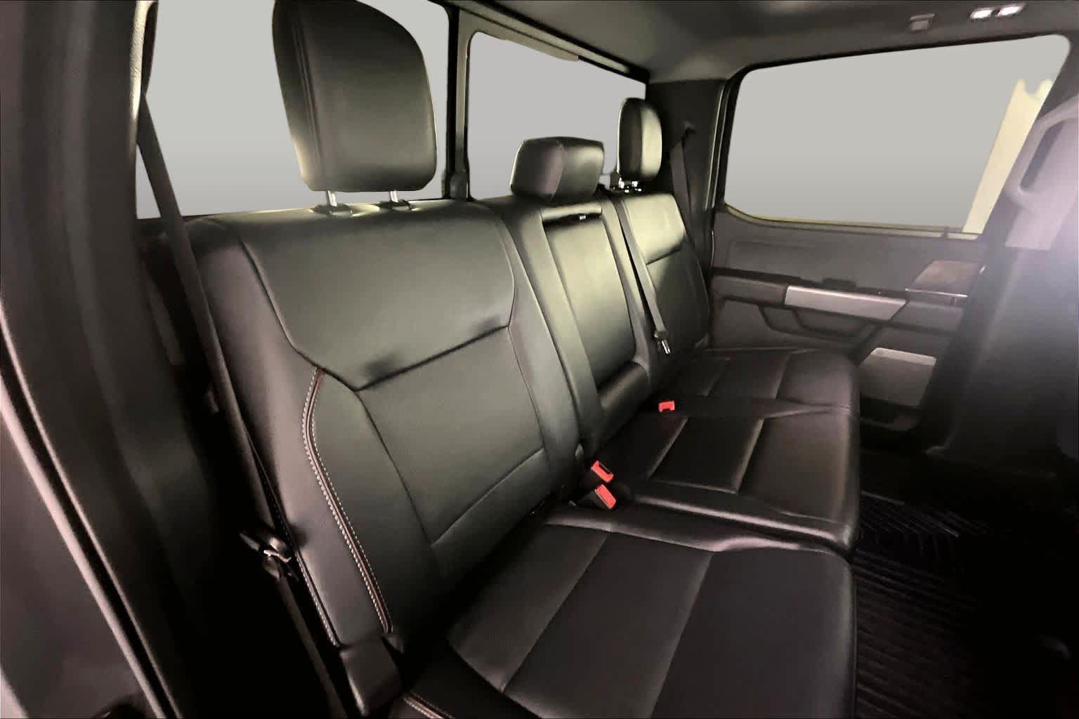 Used 2023 Ford F250 Lariat w/ Lariat Ultimate Package AWD/4WD image 19
