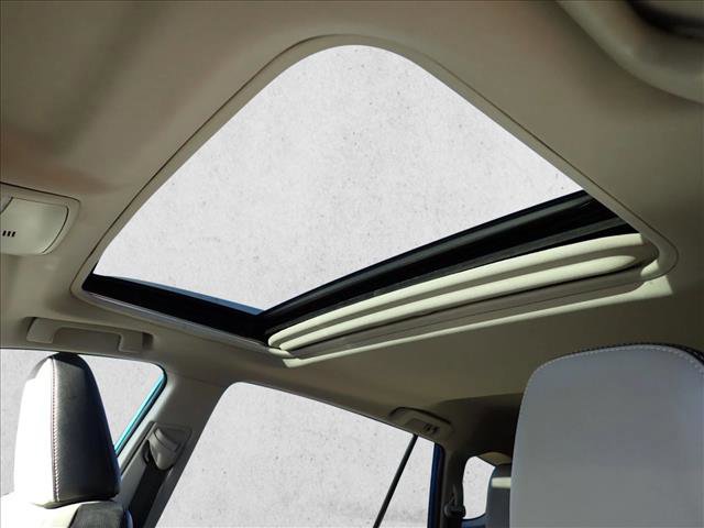 Used 2018 Toyota RAV4 Limited image 14