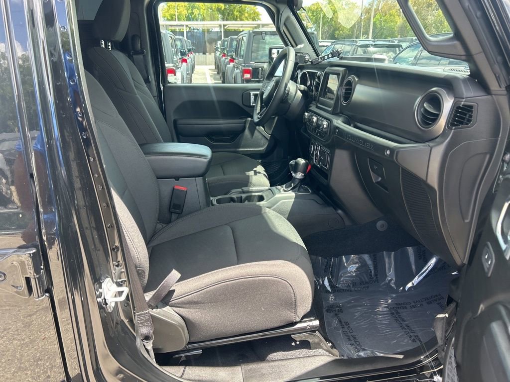 Used 2023 Jeep Wrangler Sport S image 23