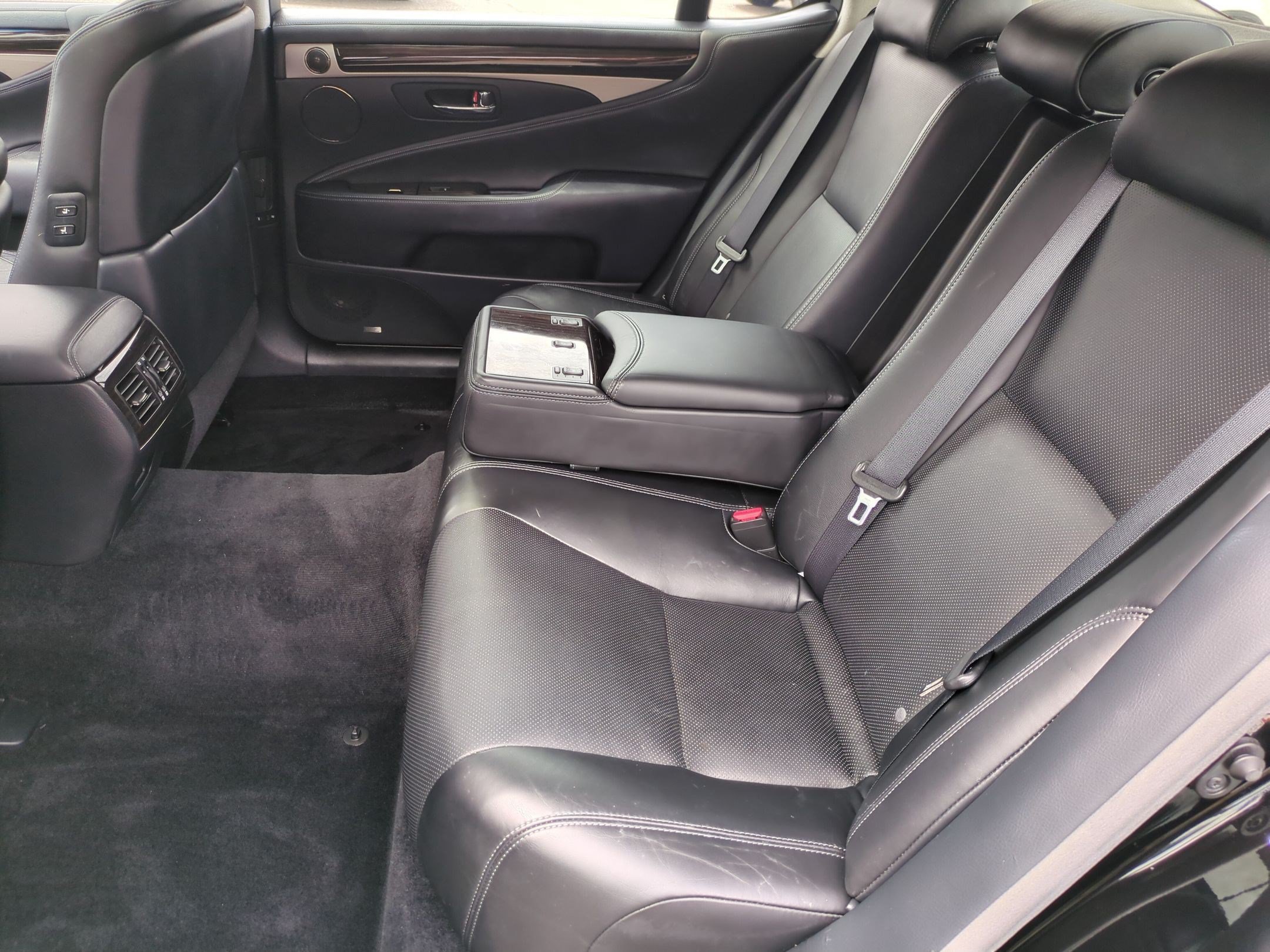 Used 2016 Lexus LS 460 L AWD/4WD image 31