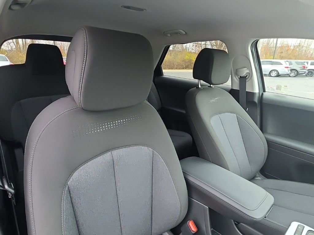 Used 2025 Hyundai Ioniq 5 SE image 49