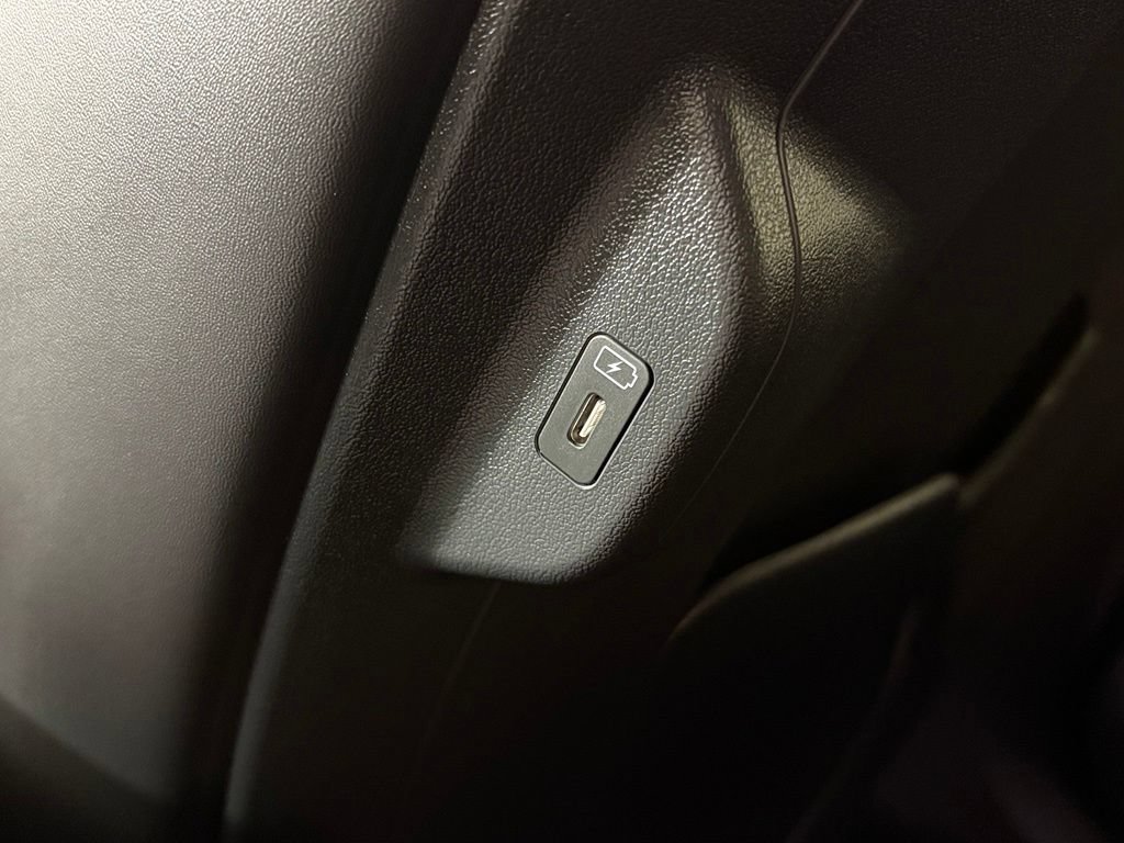 New 2026 Kia Niro Wind FWD image 35