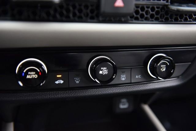 Used 2023 Honda HR-V LX image 13