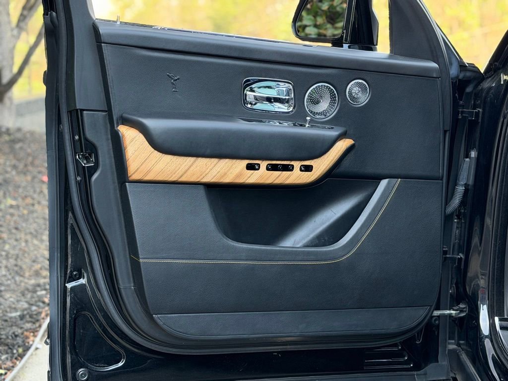 Used 2019 Rolls-Royce Cullinan image 31