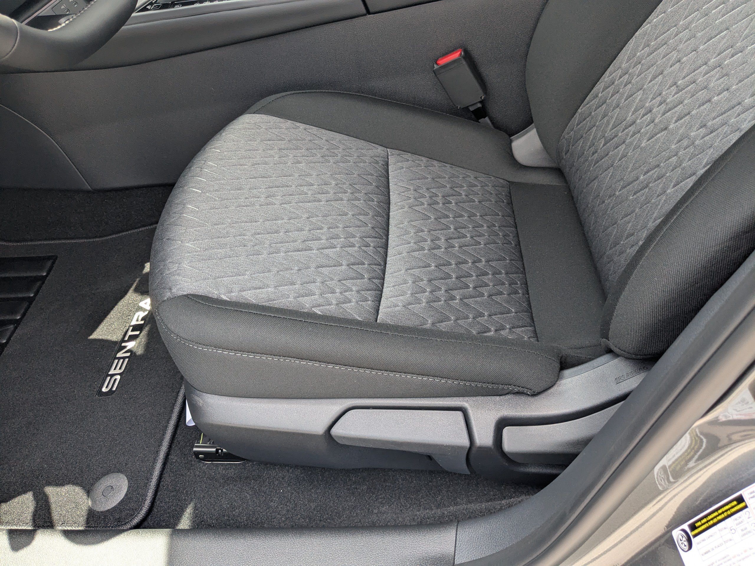 New 2026 Nissan Sentra SV w/ SV Convenience Package FWD image 18