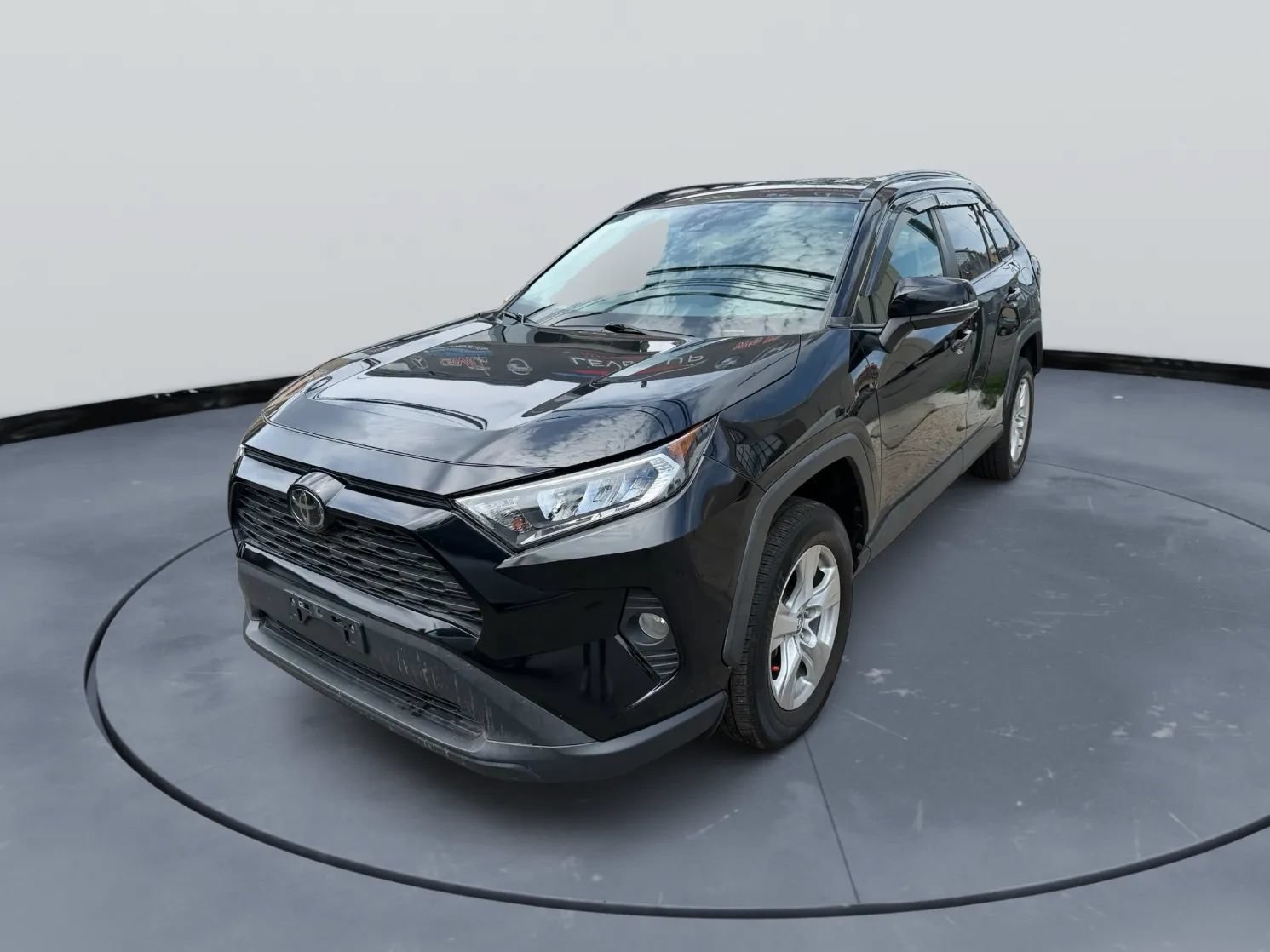 Used 2021 Toyota RAV4 XLE