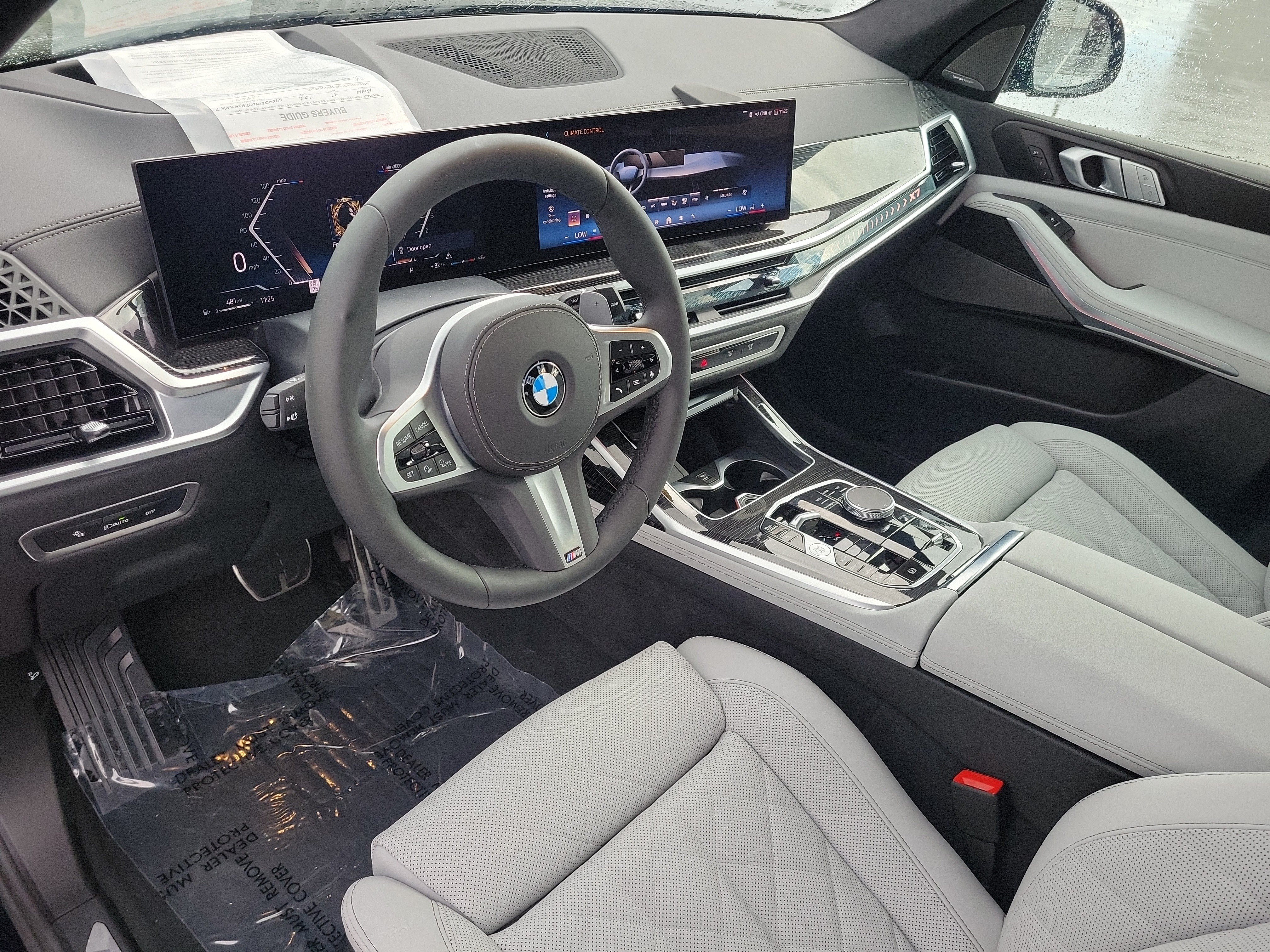 Used 2026 BMW X7 xDrive40i w/ M Sport Package AWD/4WD image 25