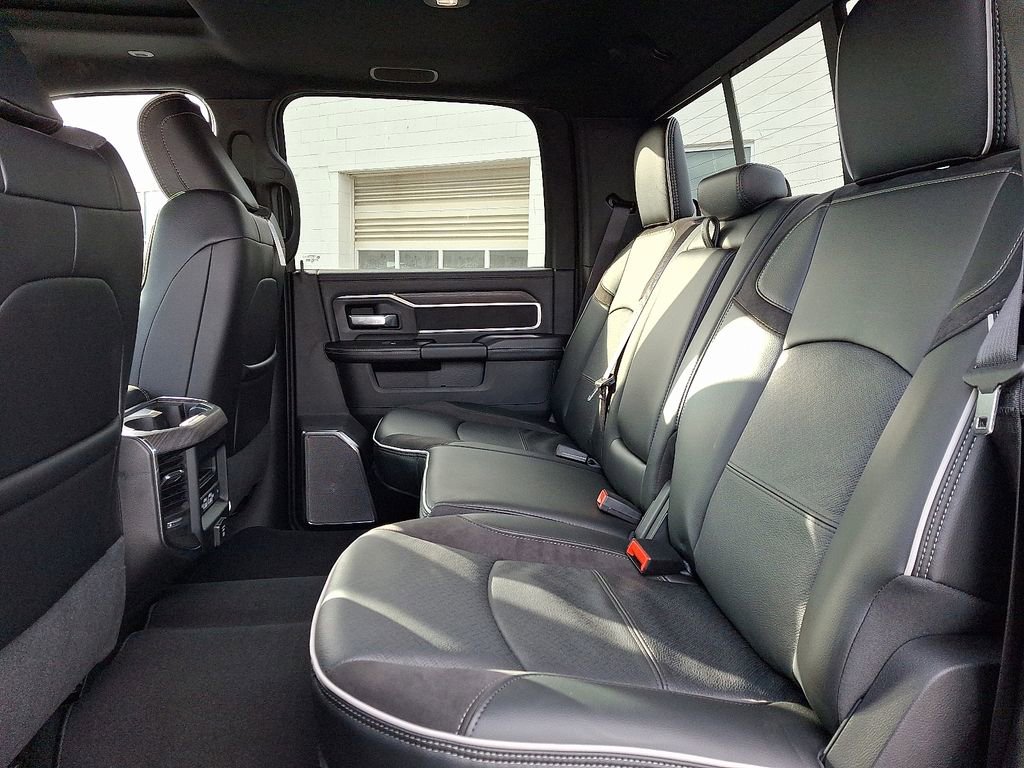 New 2026 RAM 2500 Laramie AWD/4WD image 5