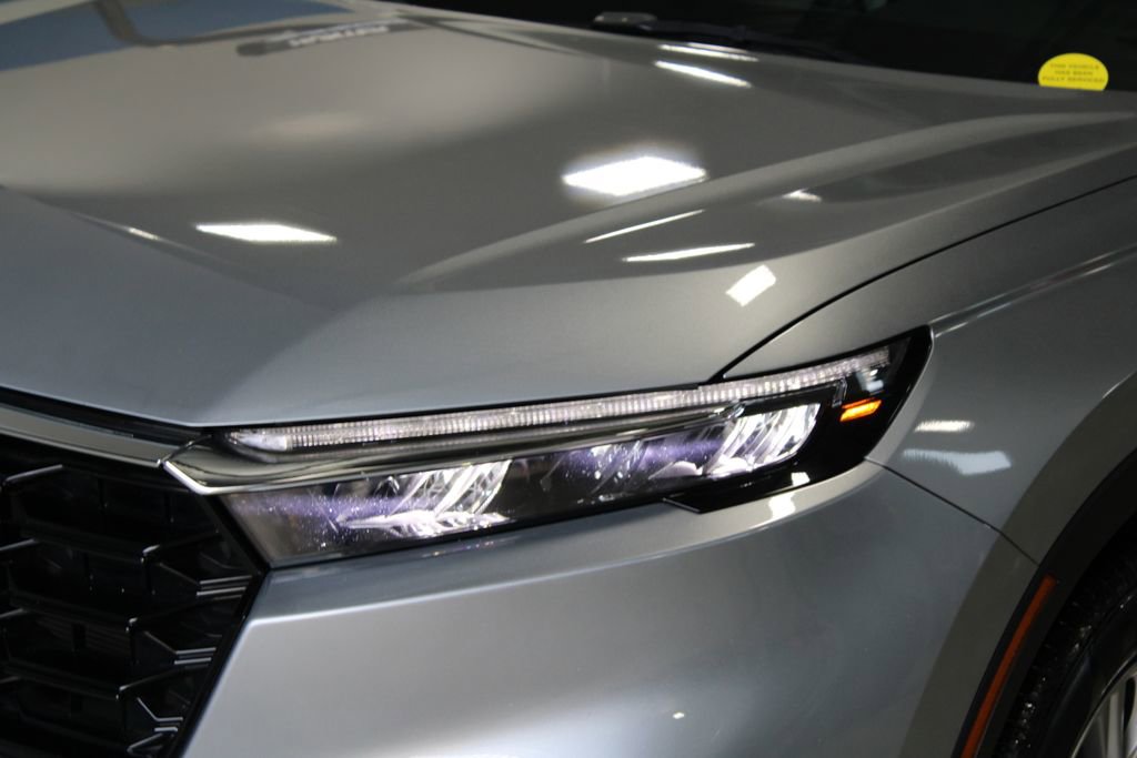 Used 2023 Honda CR-V EX-L image 2