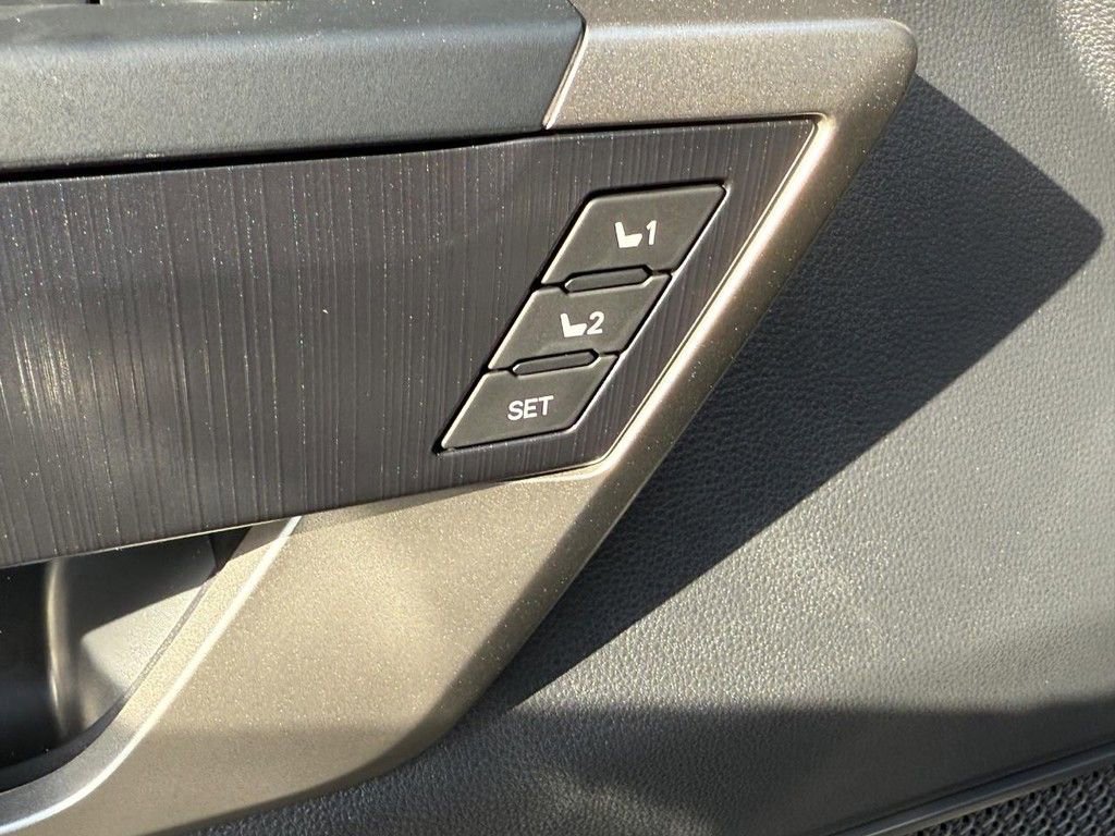 New 2026 Toyota Tundra Platinum image 11