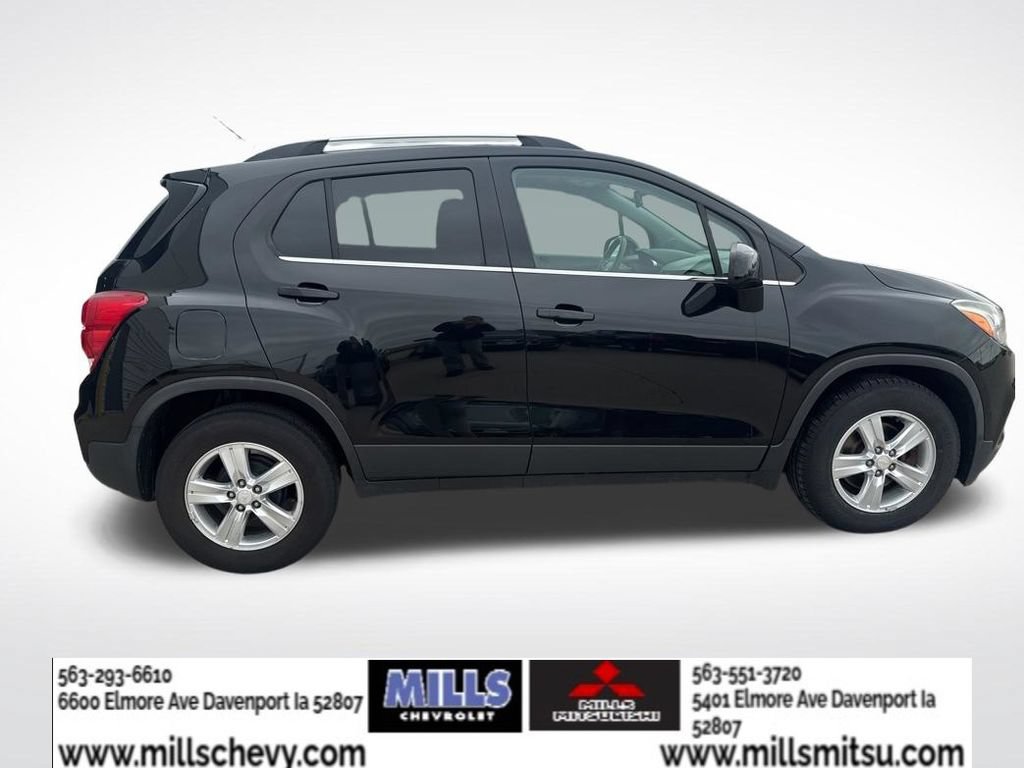 Used 2017 Chevrolet Trax LT FWD image 6