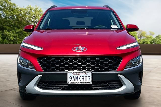 Used 2022 Hyundai Kona SEL w/ Cargo Package AWD/4WD image 2