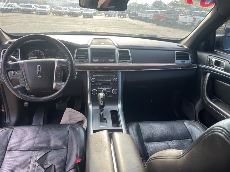 Used 2009 Lincoln MKS FWD image 10