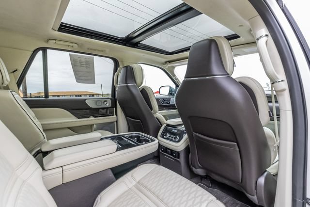 Used 2019 Lincoln Navigator Black Label AWD/4WD image 19