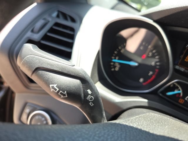 Used 2019 Ford Escape SE FWD image 36