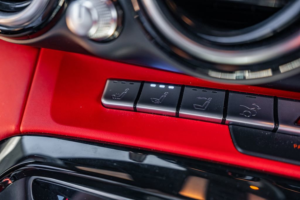 Used 2018 Mercedes-Benz AMG GT C image 28