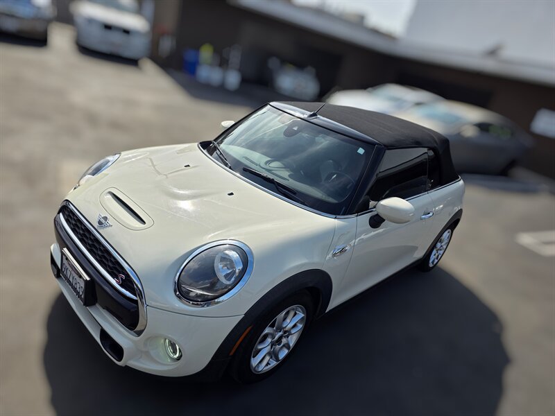 Used 2020 MINI Cooper S w/ Storage Package FWD image 11
