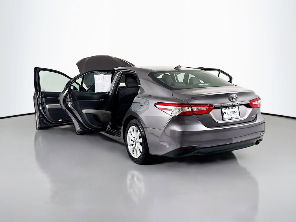 Used 2019 Toyota Camry LE FWD image 19