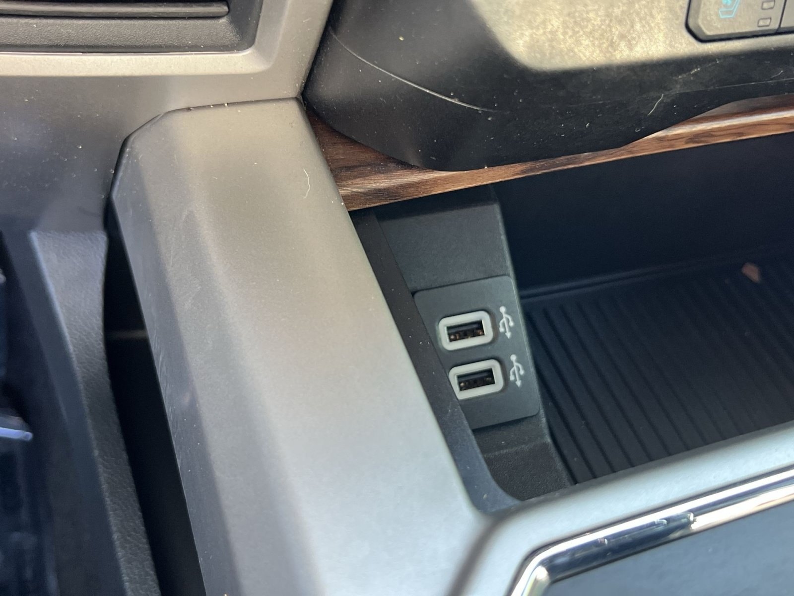 Used 2018 Ford F150 Lariat RWD image 27