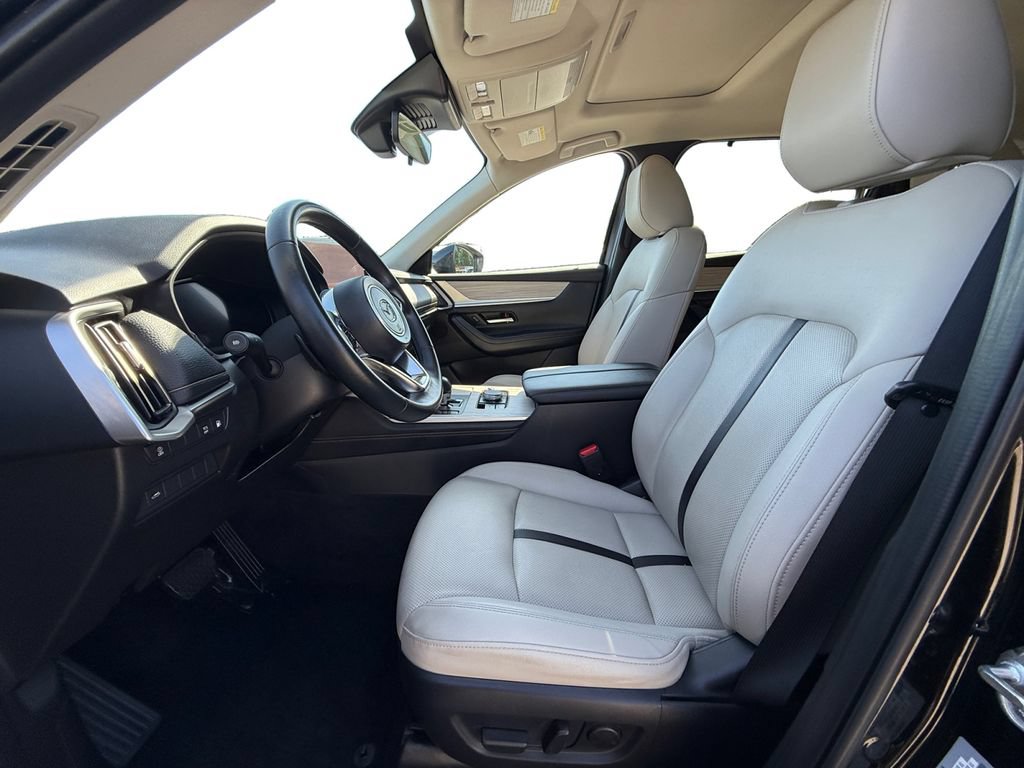 Used 2024 MAZDA CX-90 Plug-In Hybrid w/ Preferred AWD/4WD image 9