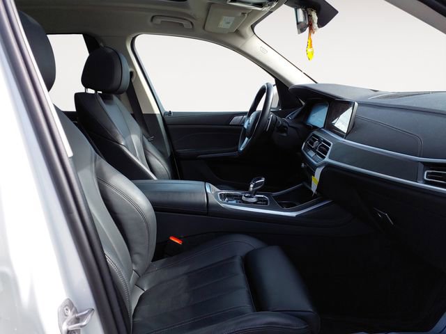 Used 2022 BMW X7 xDrive40i w/ Premium Package AWD/4WD image 15