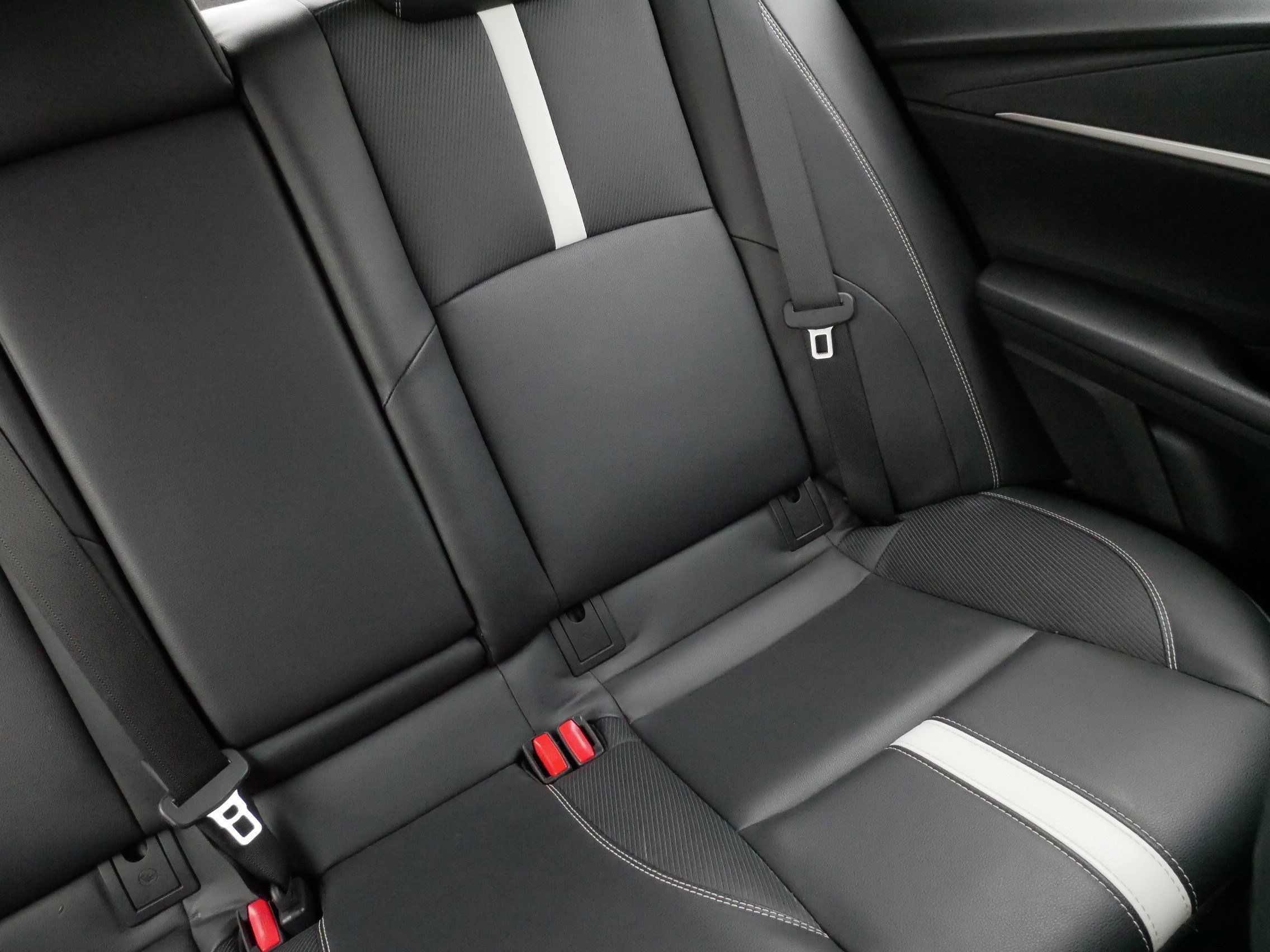 Certified 2025 Toyota Camry SE FWD image 14