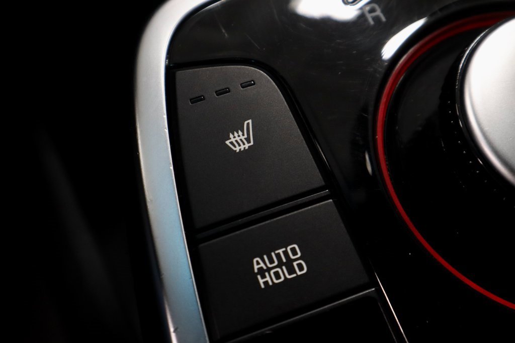 Used 2022 Kia Niro EX w/ Cold Weather Package image 5