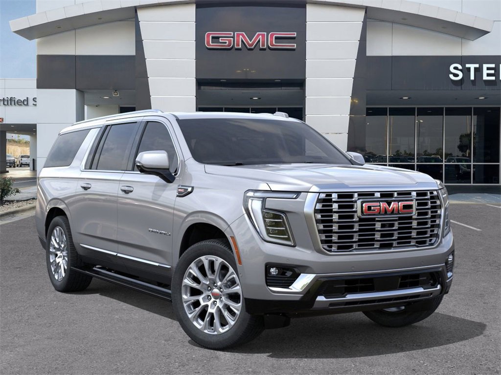 New 2026 GMC Yukon XL Denali w/ Denali Reserve Package image 7