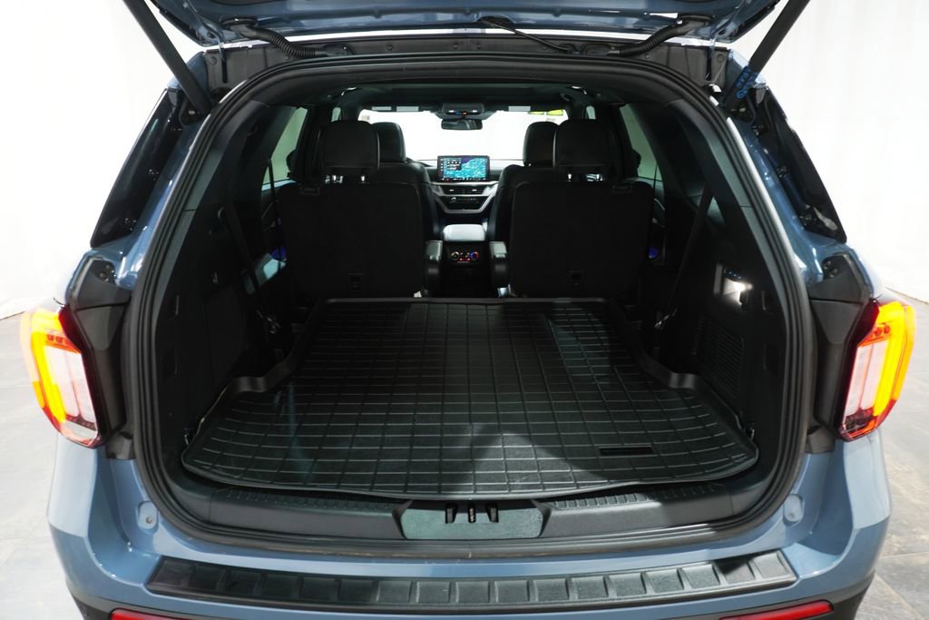 Used 2025 Ford Explorer ST w/ Sun And Sound Package image 6