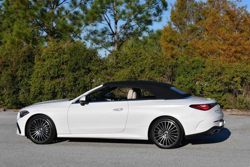 Used 2025 Mercedes-Benz CLE 300 4MATIC Cabriolet image 4
