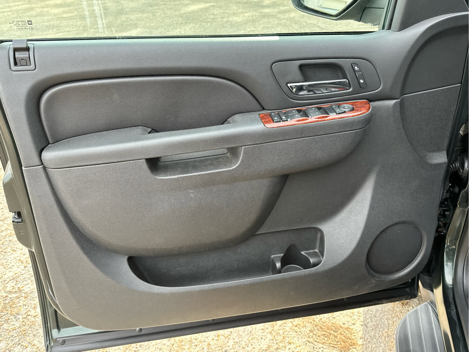 Used 2013 Chevrolet Avalanche LT image 19