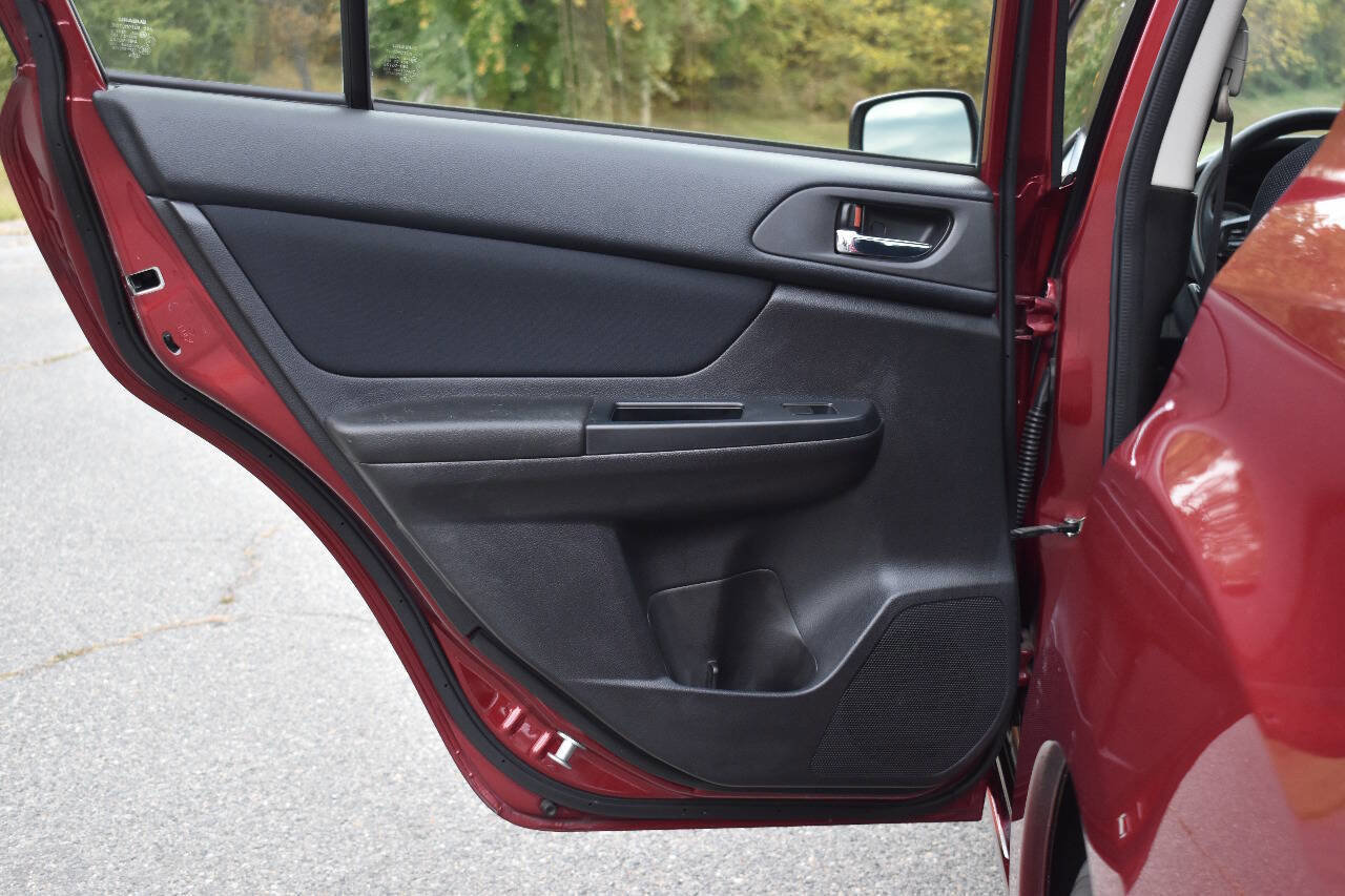 Used 2013 Subaru Impreza 2.0i Premium image 10