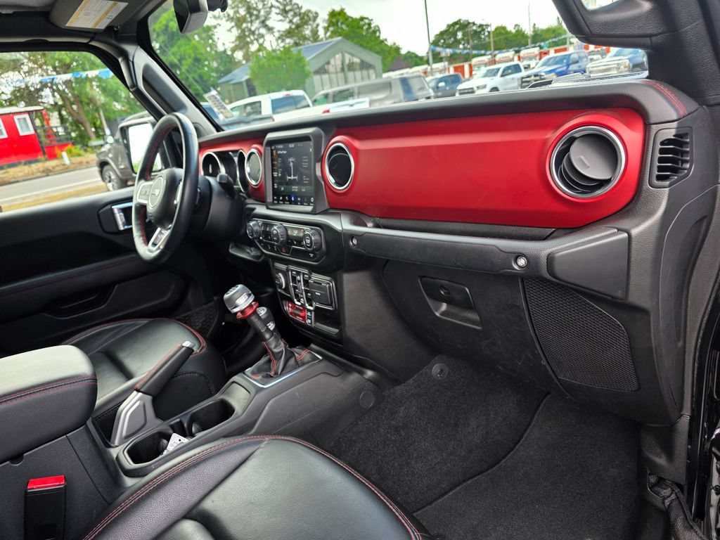 Used 2022 Jeep Gladiator Rubicon w/ Cold Weather Group AWD/4WD image 25