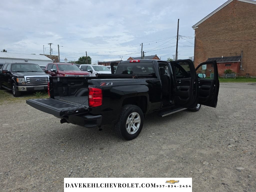 Used 2018 Chevrolet Silverado 1500 LT w/ All Star Edition AWD/4WD image 32