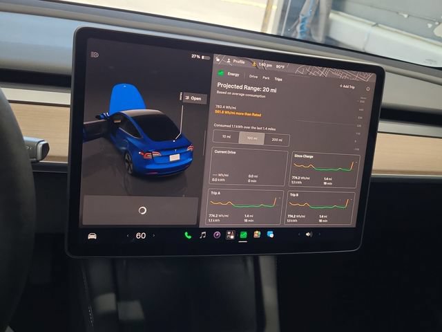 Used 2023 Tesla Model 3 Standard Range RWD image 9