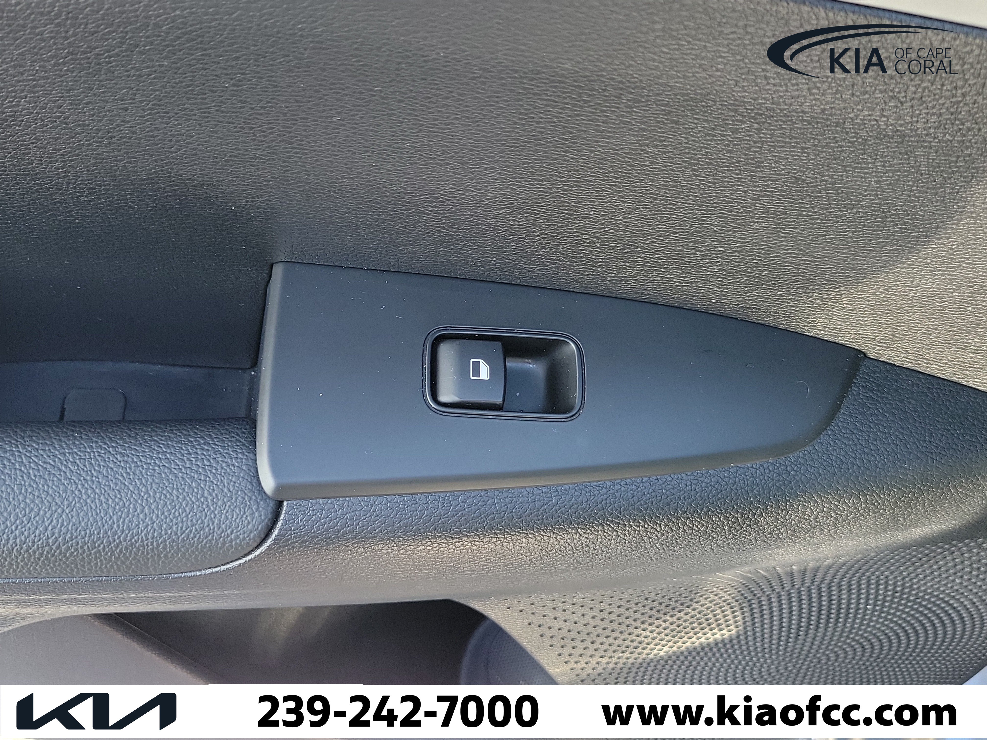 Certified 2024 Kia Forte LXS FWD image 14