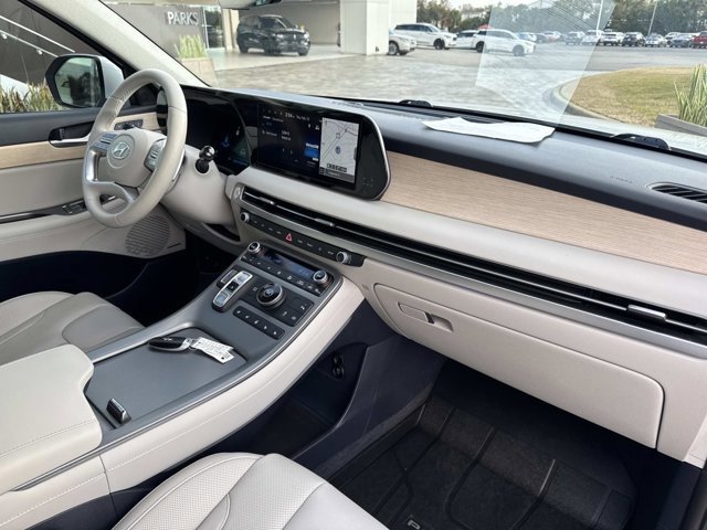 Used 2024 Hyundai Palisade Limited image 20